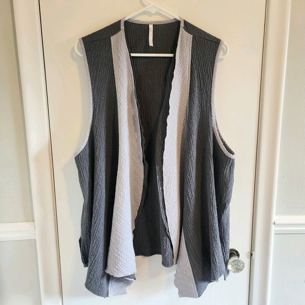 Kiyo Artsy Lagenlook Women's Large Vest Gray Crinkle Open Front USA